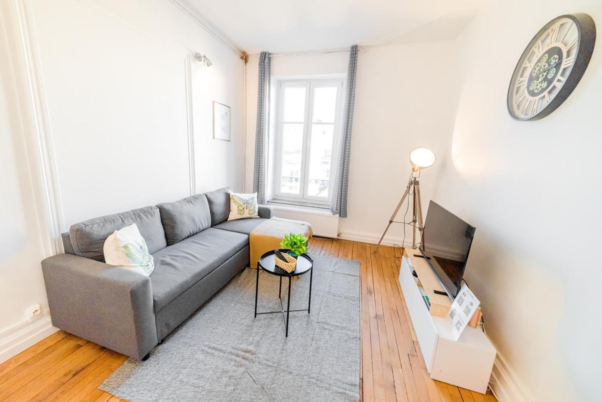 Suite Double Fabriques, 2 Bedrooms, Central, Parking Nearby, Self Checkin 낭시 외부 사진